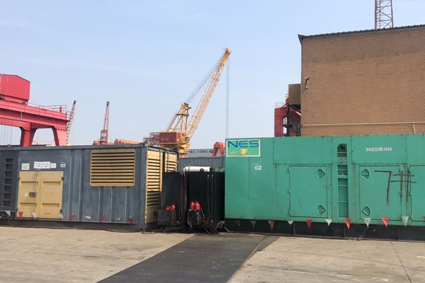 金乡发电机出租空气滤清器的清洁频率是多少？